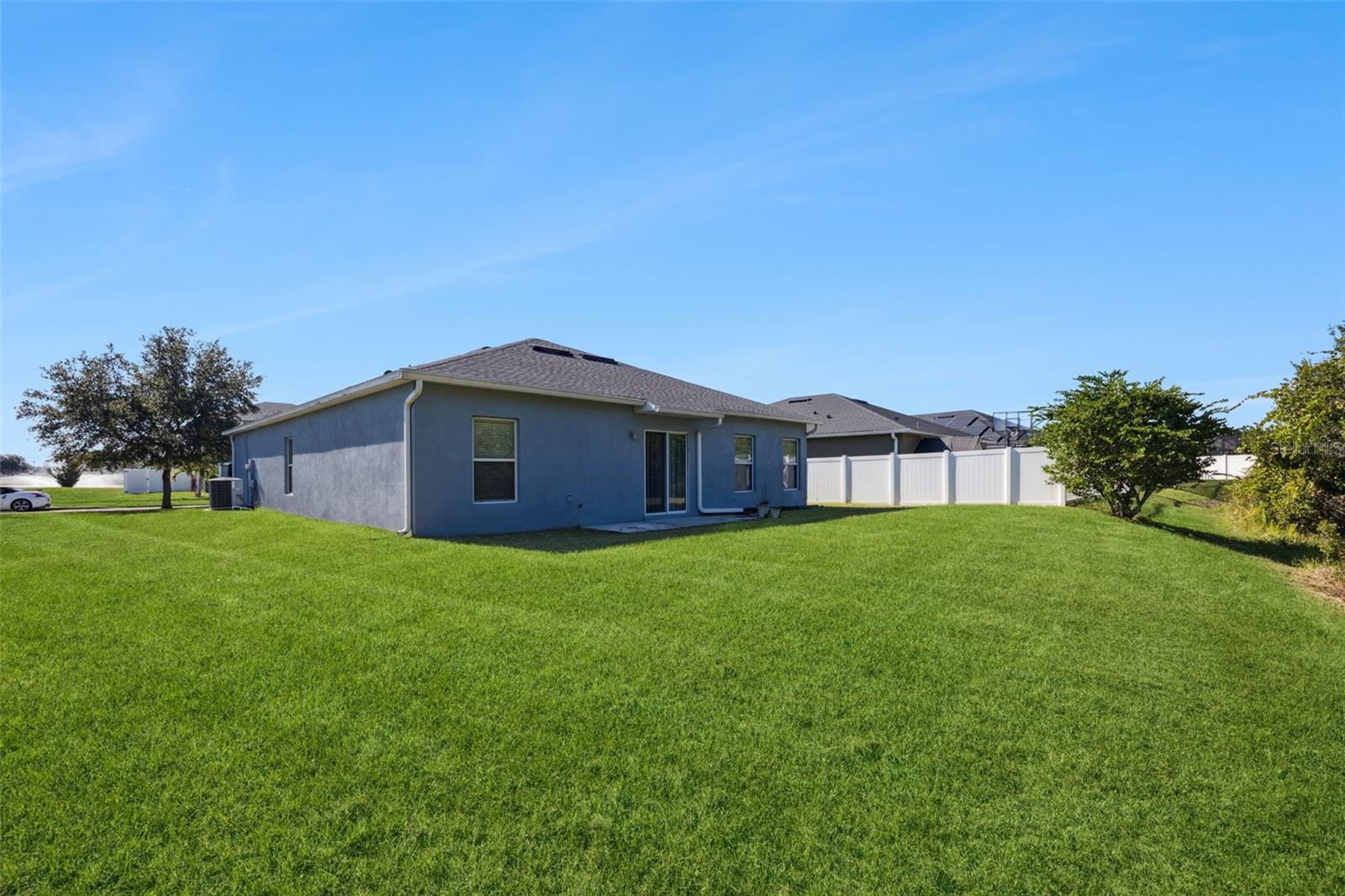 Image 16 of 21 For 3153 Queen Alexandria Drive