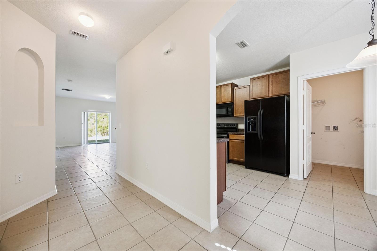 Image 5 of 21 For 3153 Queen Alexandria Drive