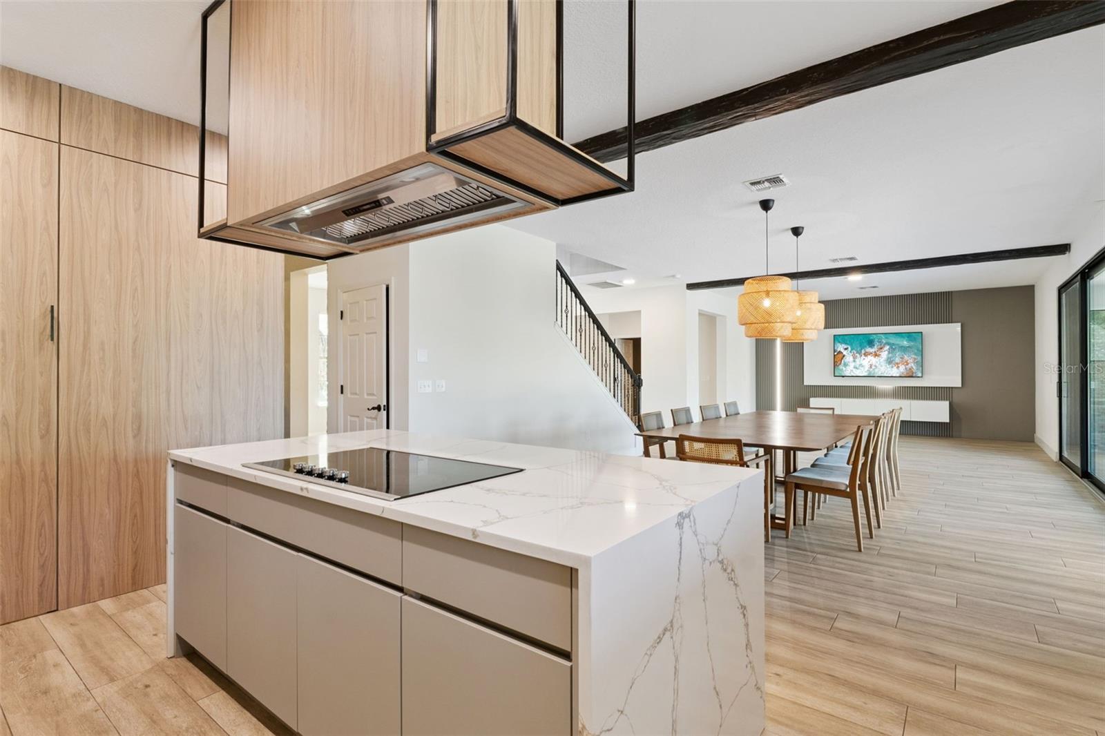 Image 16 of 70 For 16716 Caravaggio Loop