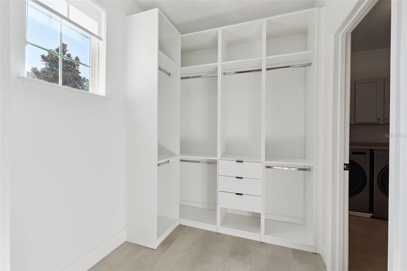 Image 44 of 70 For 16716 Caravaggio Loop