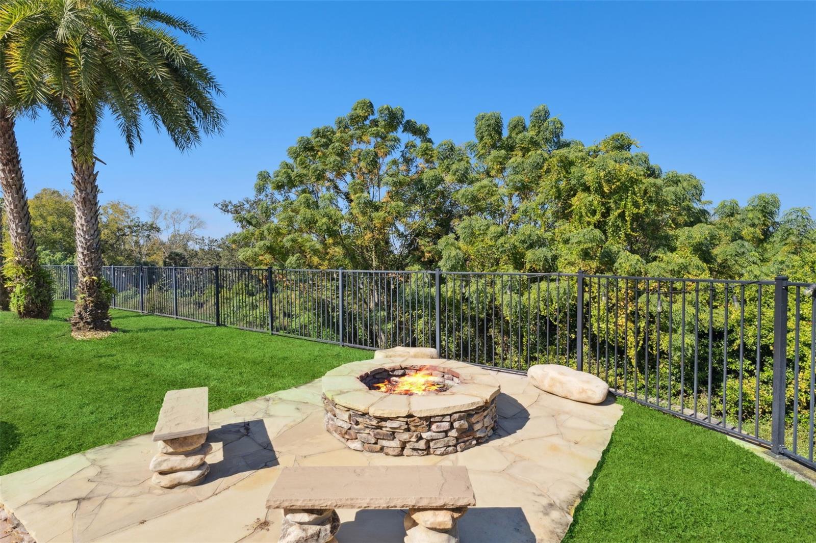 Image 62 of 70 For 16716 Caravaggio Loop