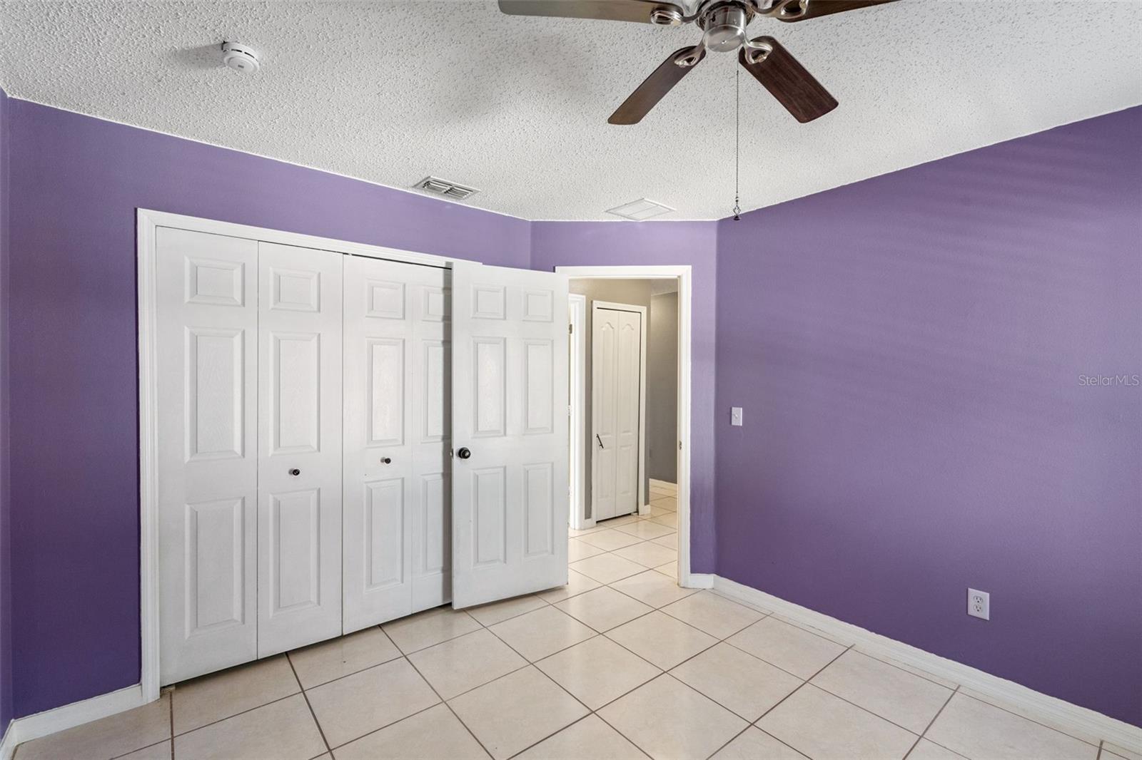 Image 15 of 27 For 5121 Luna Negra Drive