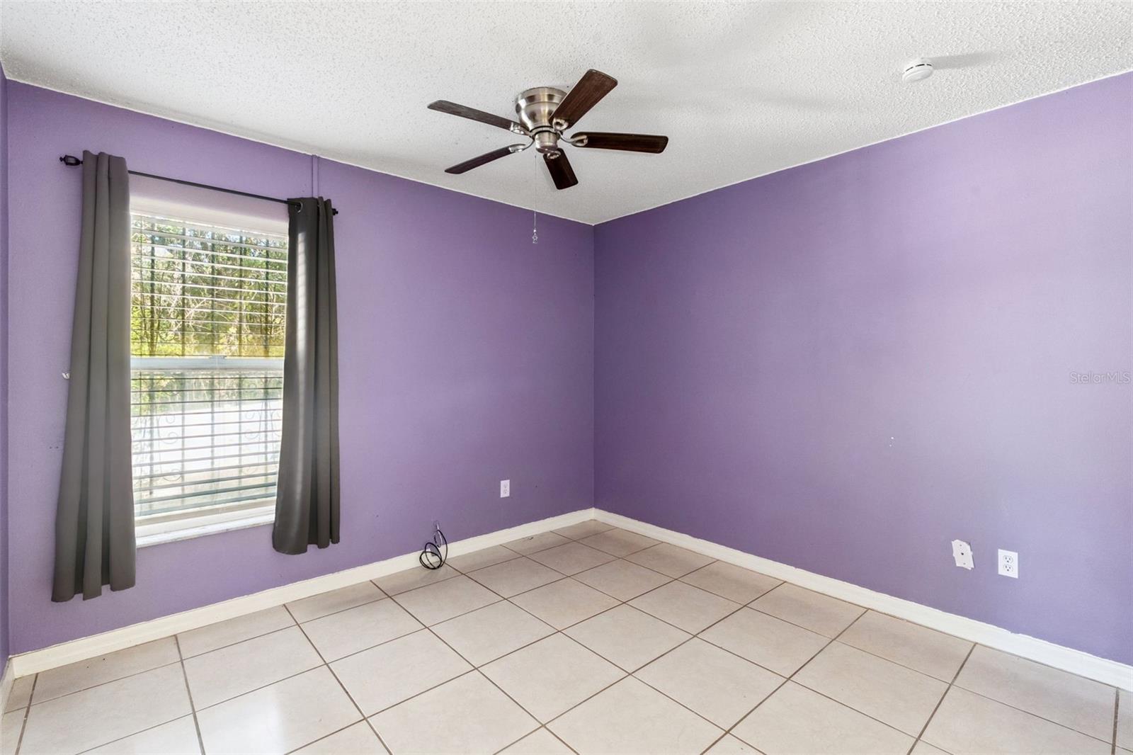 Image 16 of 27 For 5121 Luna Negra Drive