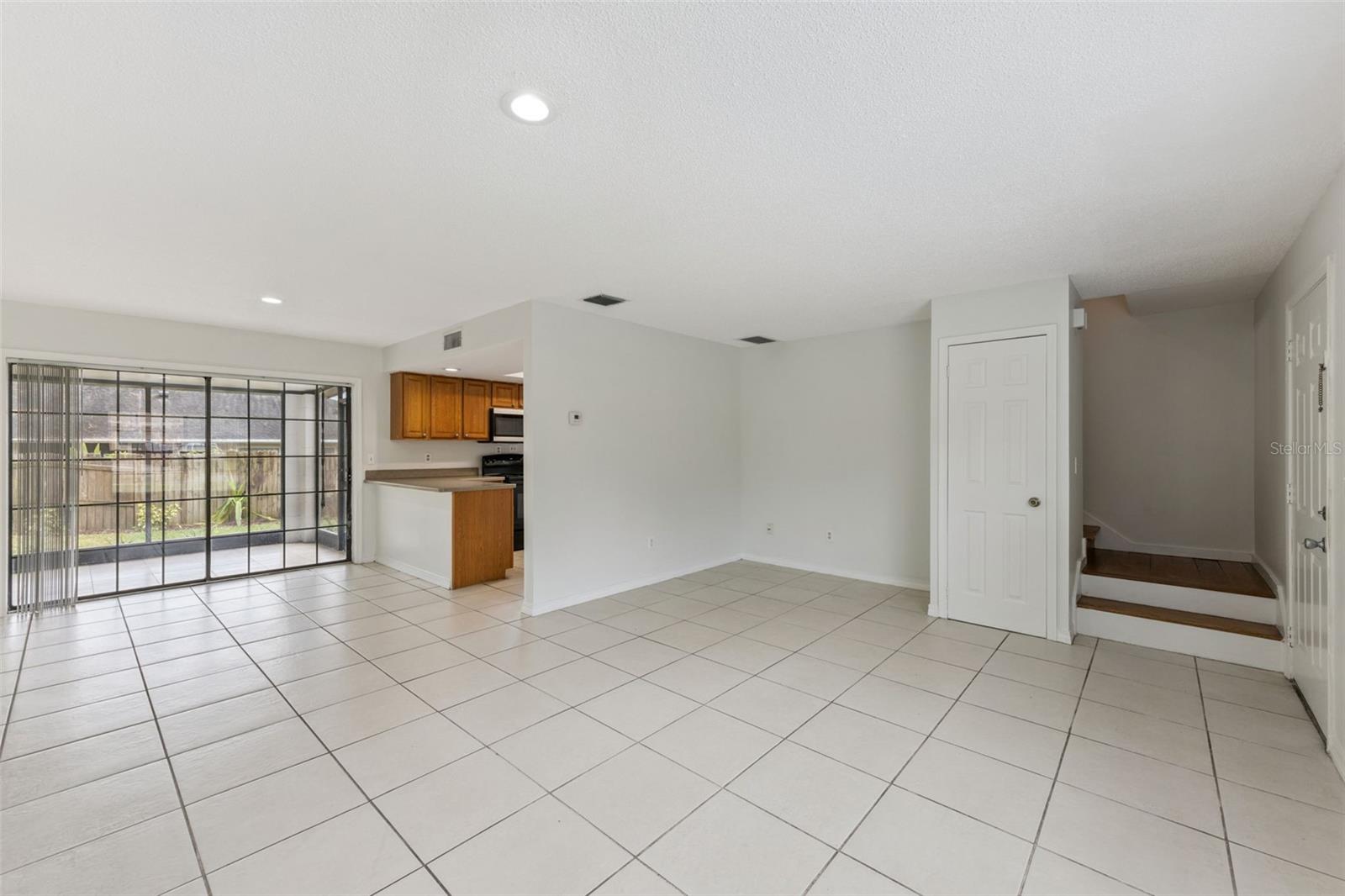 Image 4 of 19 For 110 Northwood Drive