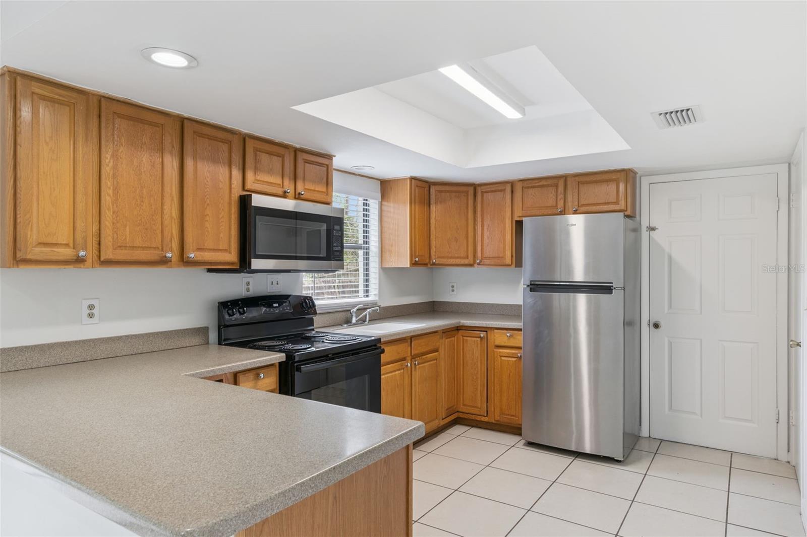 Image 6 of 19 For 110 Northwood Drive