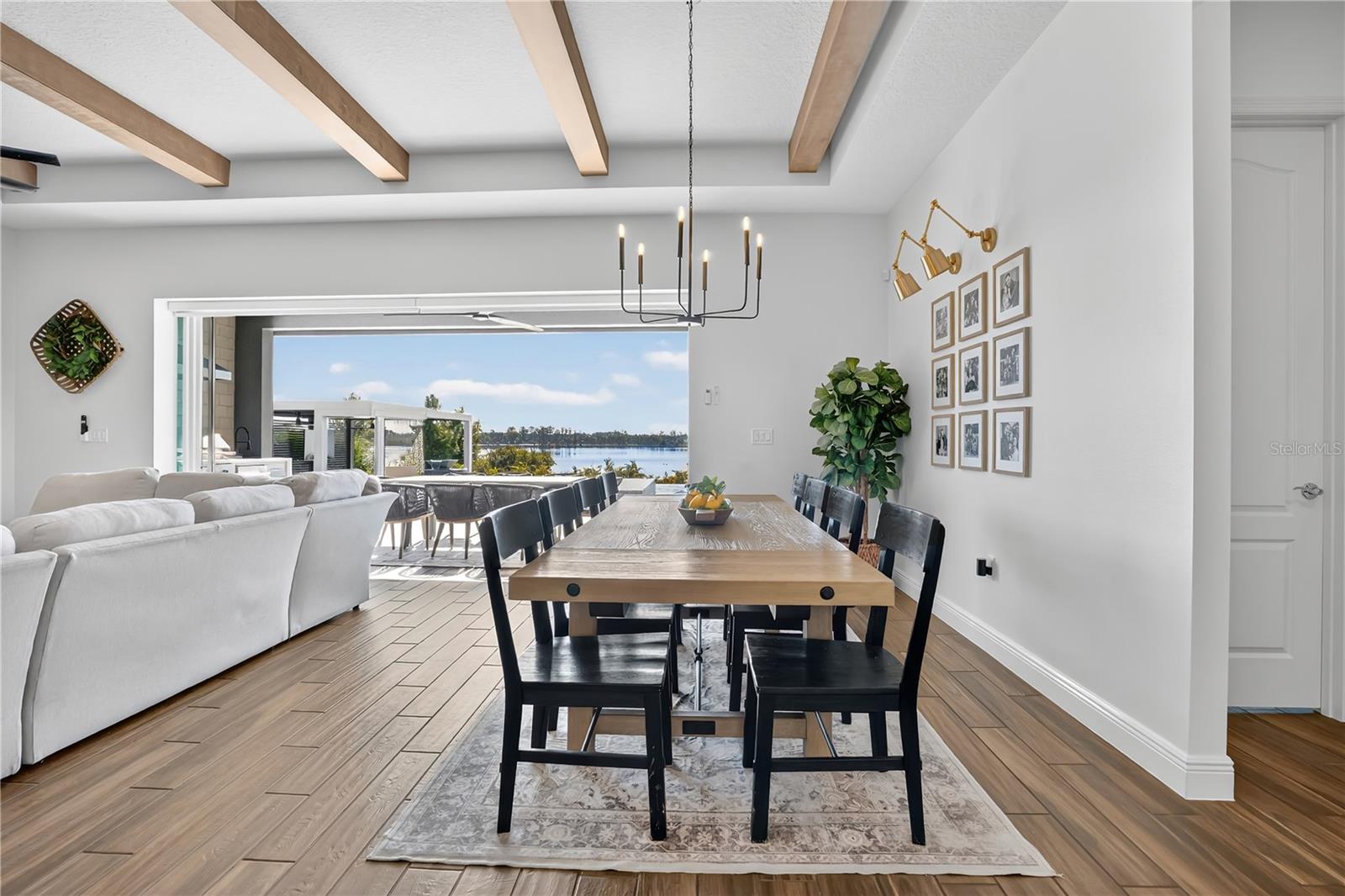 Image 14 of 79 For 15020 Sunstar Way