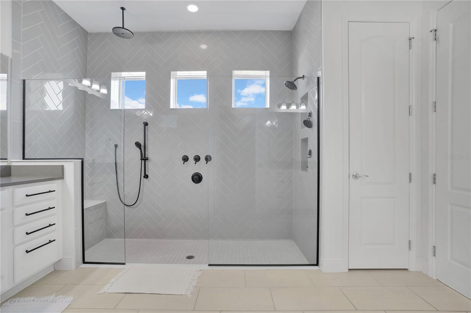 Image 32 of 79 For 15020 Sunstar Way