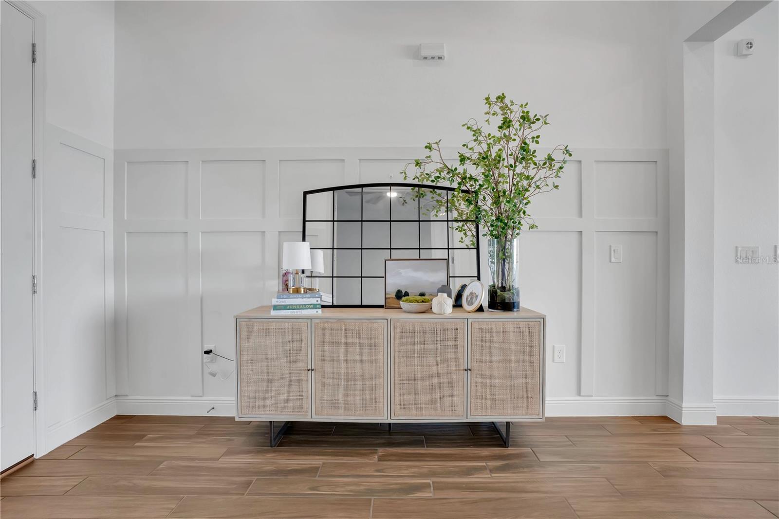 Image 4 of 79 For 15020 Sunstar Way