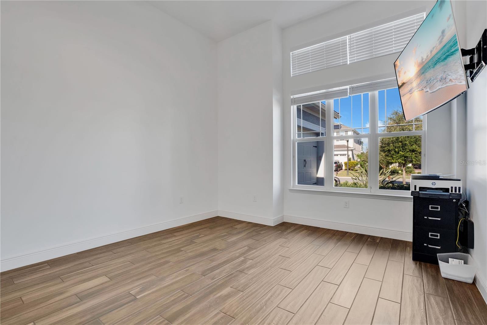 Image 47 of 79 For 15020 Sunstar Way