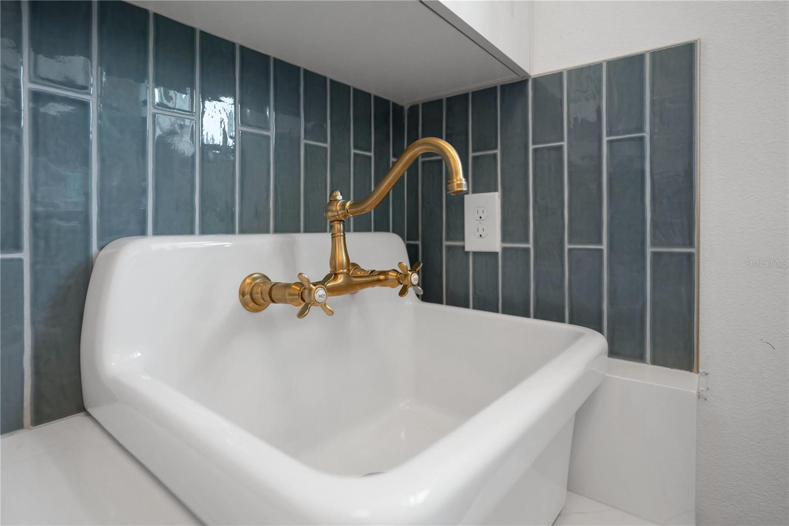 Image 53 of 79 For 15020 Sunstar Way