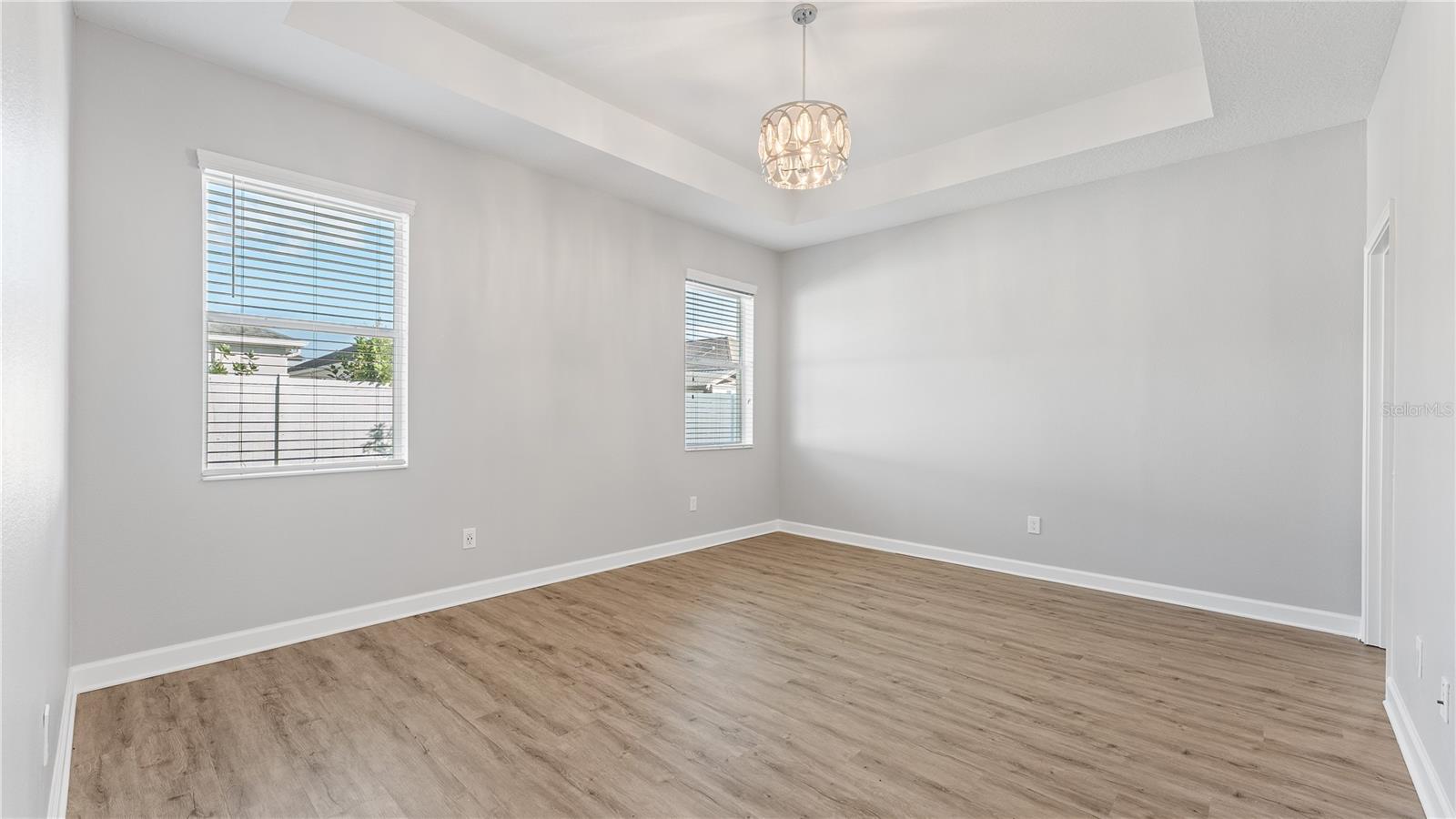 Image 15 of 38 For 9881 Magnolia Woods Boulevard