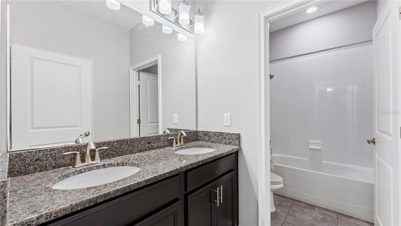 Image 24 of 38 For 9881 Magnolia Woods Boulevard