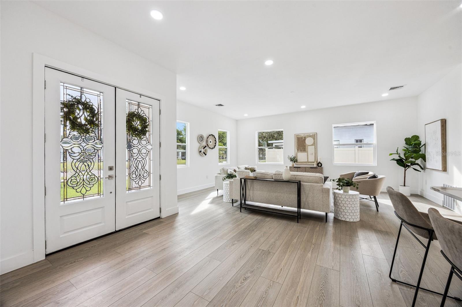 Image 2 of 49 For 3101 Pickfair Street