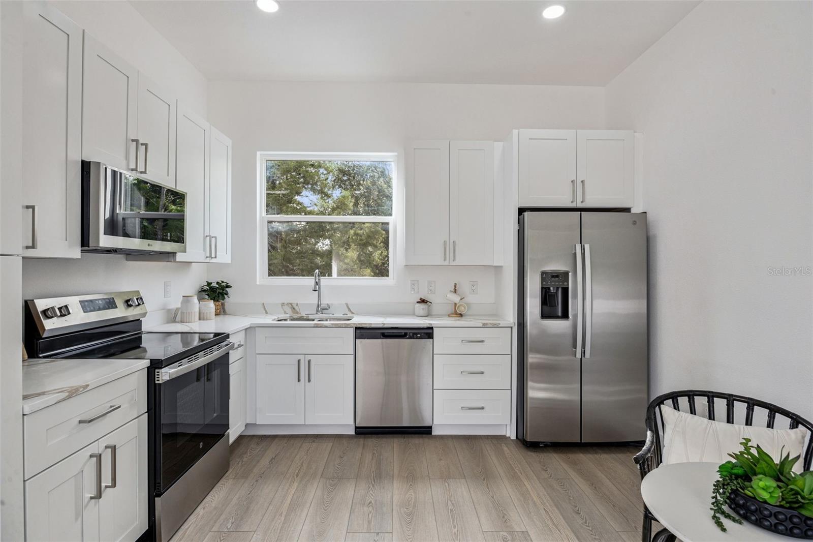 Image 31 of 49 For 3101 Pickfair Street