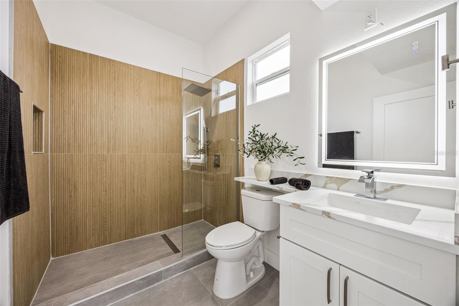 Image 34 of 49 For 3101 Pickfair Street