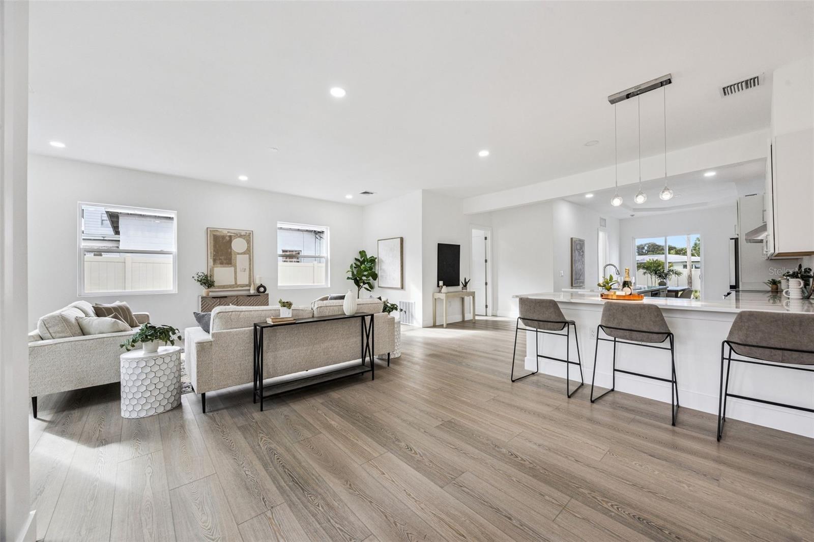 Image 4 of 49 For 3101 Pickfair Street