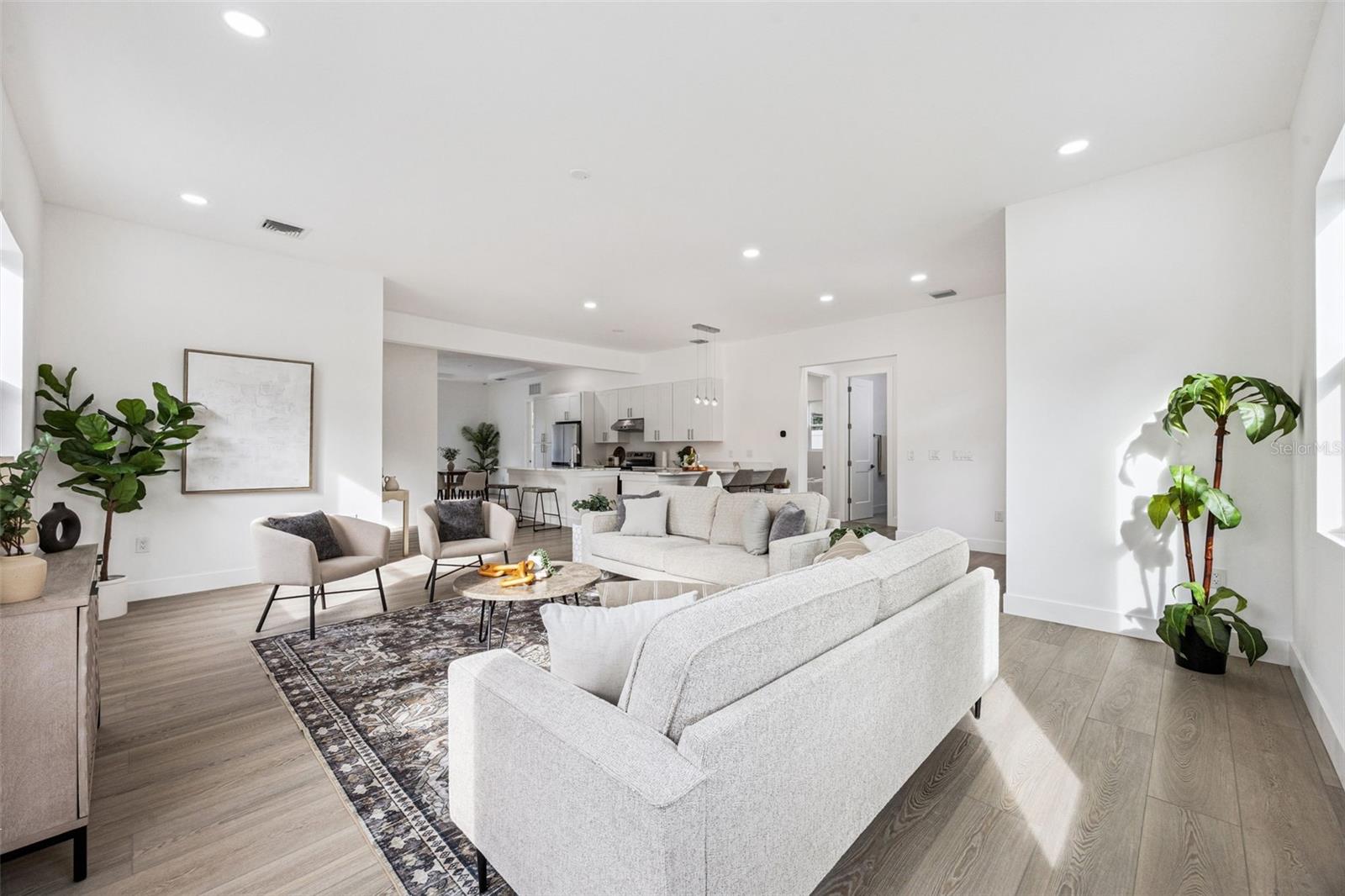 Image 6 of 49 For 3101 Pickfair Street