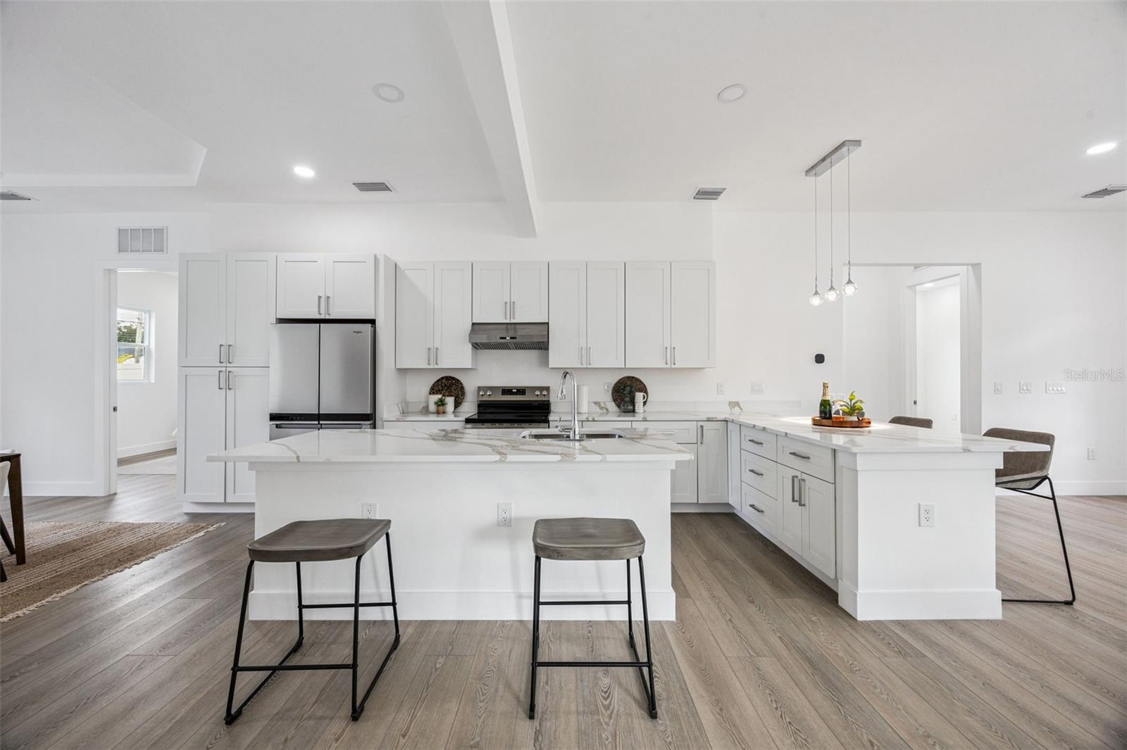 Image 9 of 49 For 3101 Pickfair Street