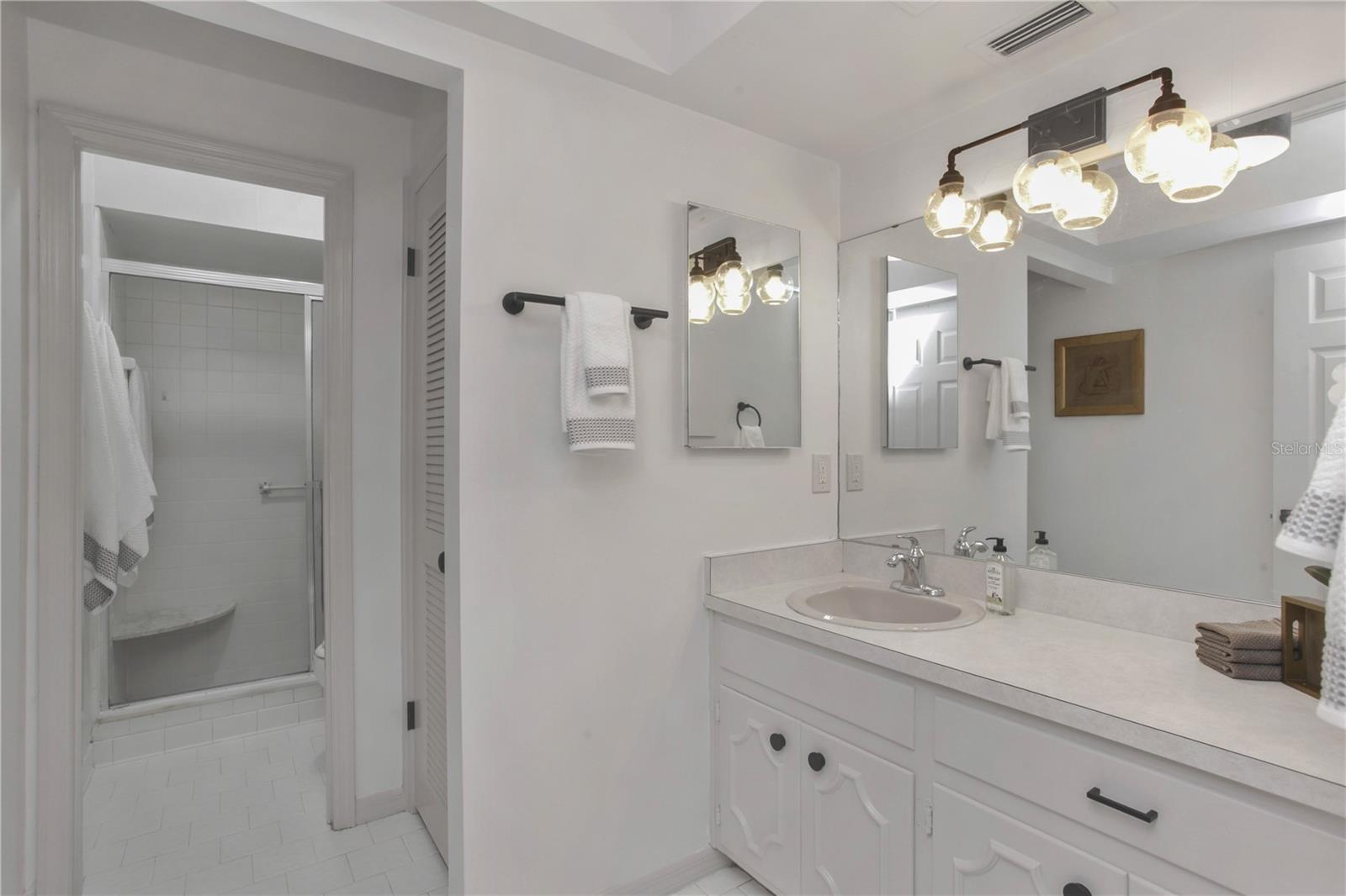 Image 19 of 29 For 2040 Countryside Circle N