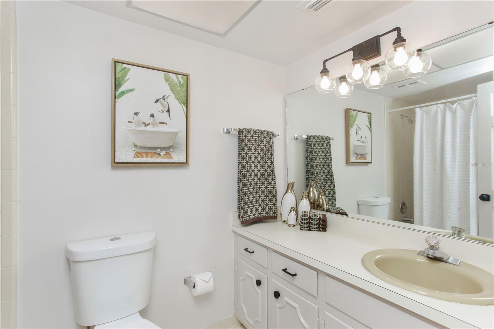 Image 24 of 29 For 2040 Countryside Circle N