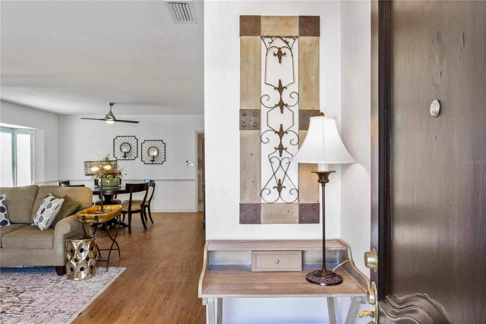 Image 8 of 29 For 2040 Countryside Circle N