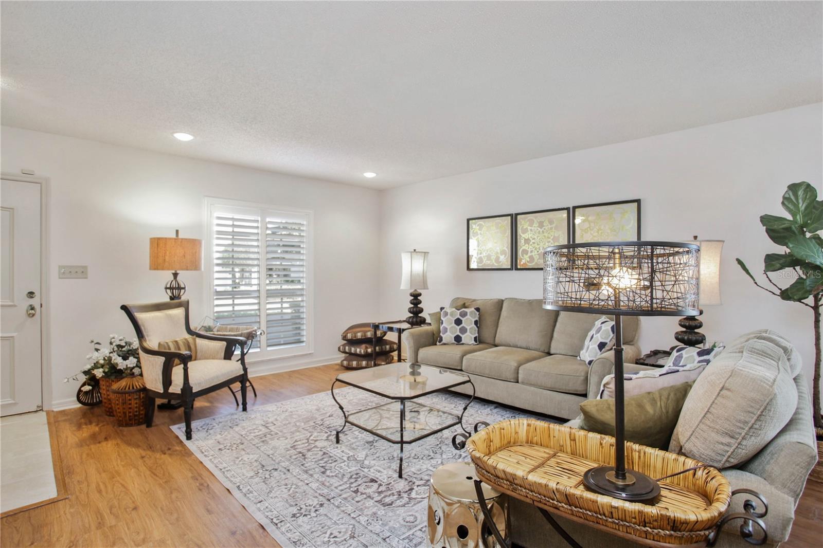 Image 9 of 29 For 2040 Countryside Circle N