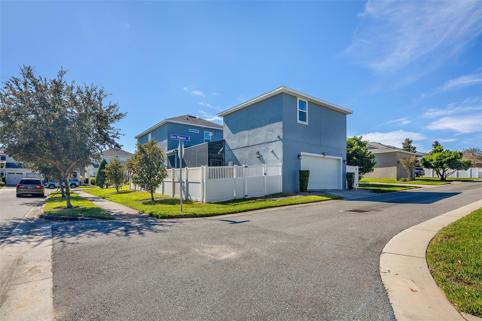 Image 29 of 35 For 15807 Sweet Lemon Way