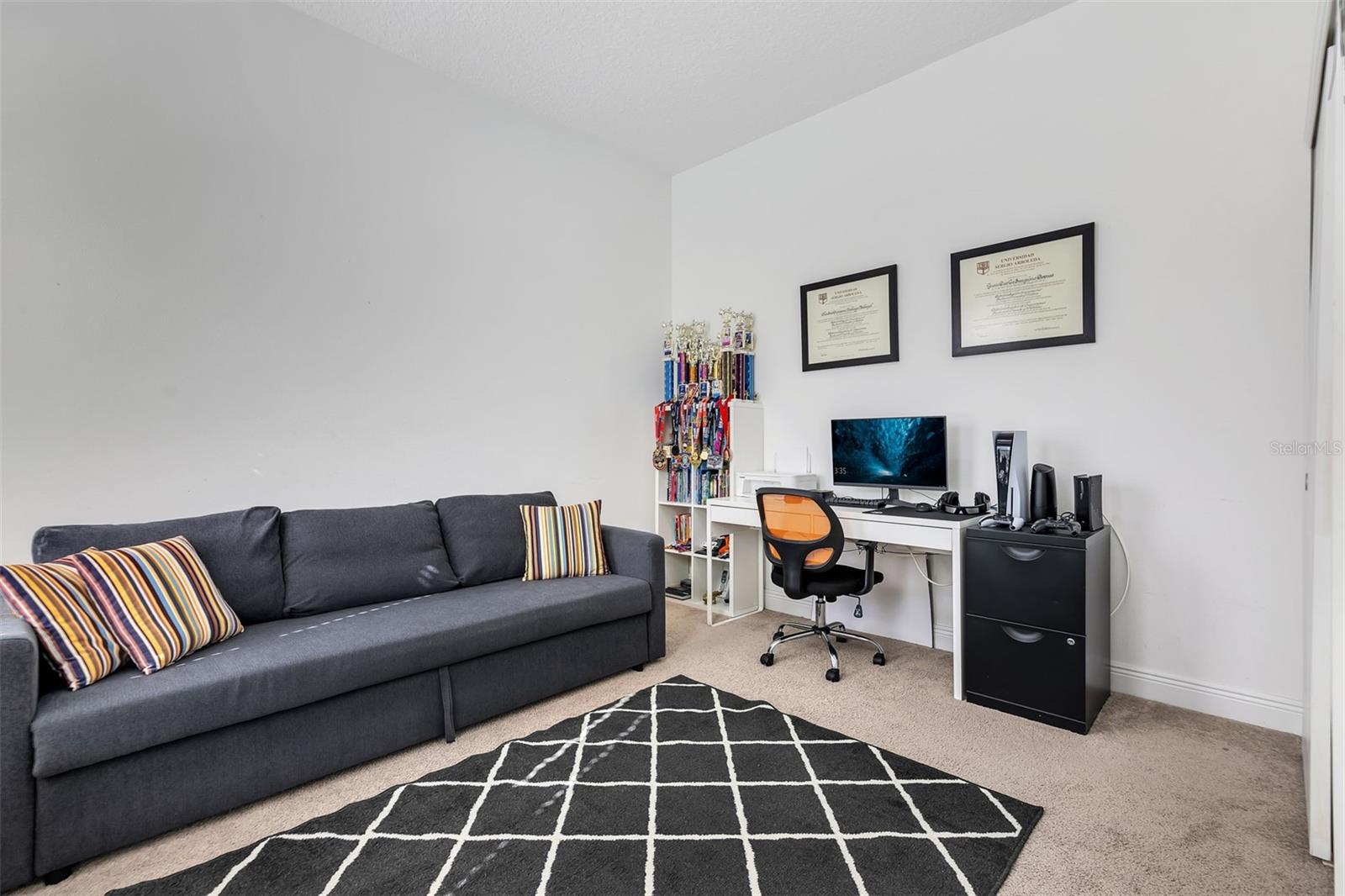 Image 4 of 35 For 15807 Sweet Lemon Way