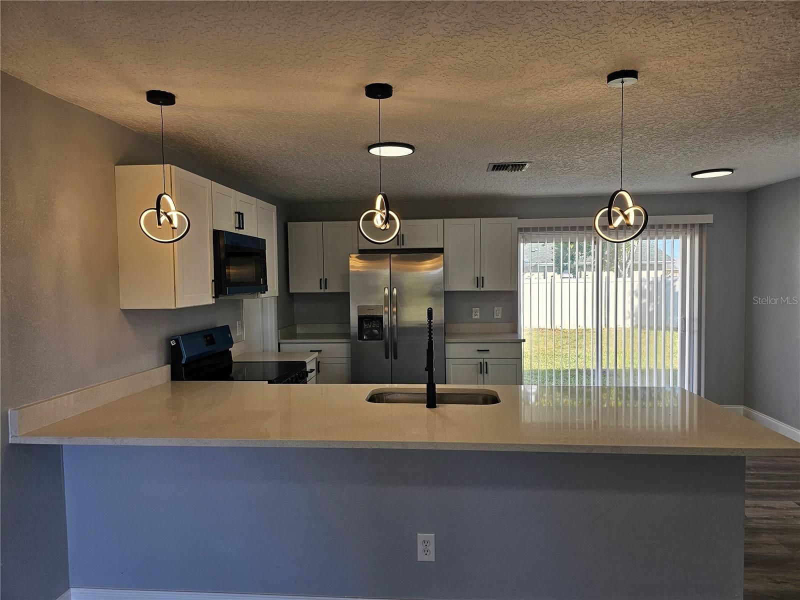 Image 11 of 55 For 1560 Bahama Street