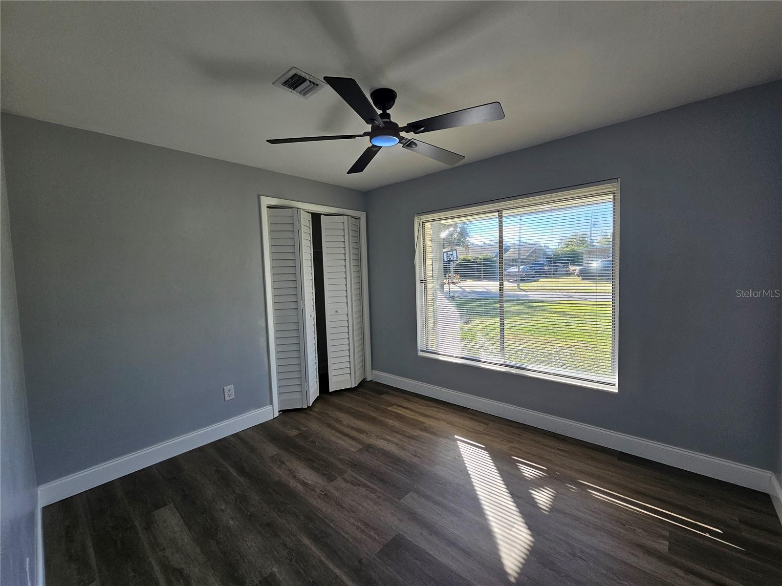 Image 28 of 55 For 1560 Bahama Street