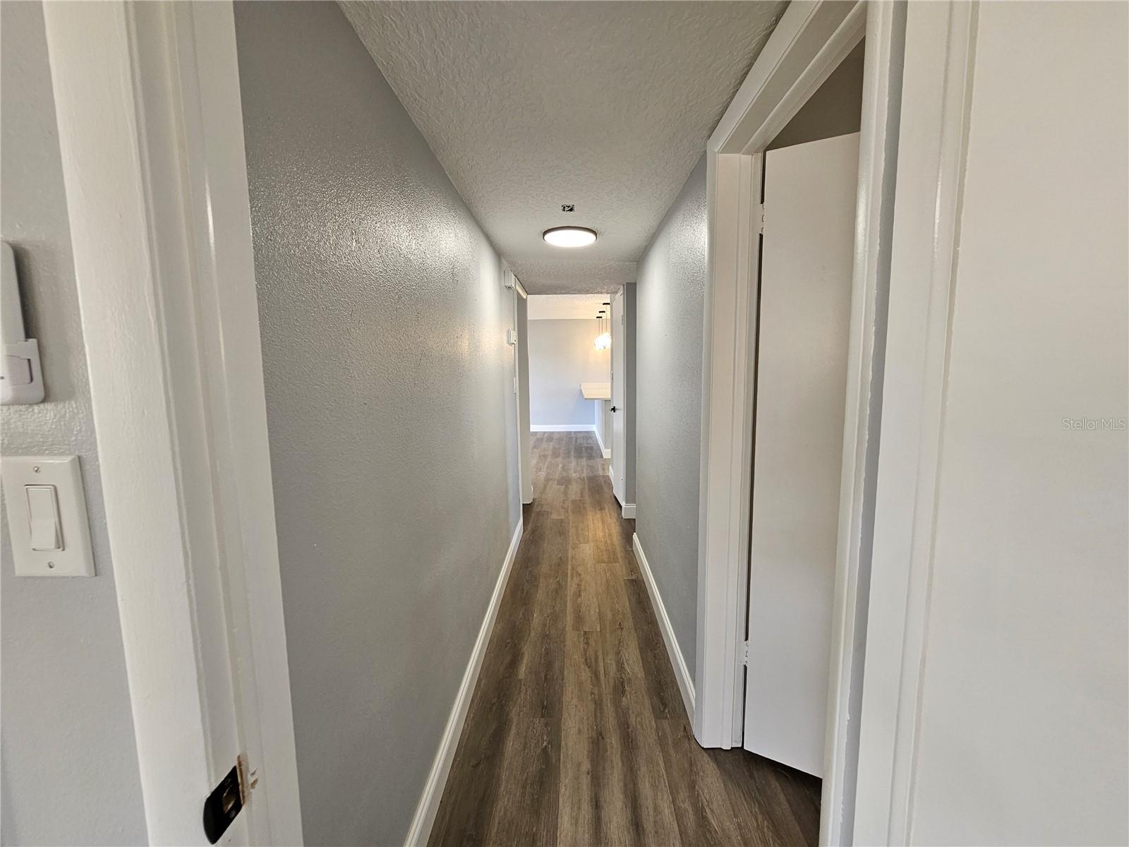 Image 38 of 55 For 1560 Bahama Street