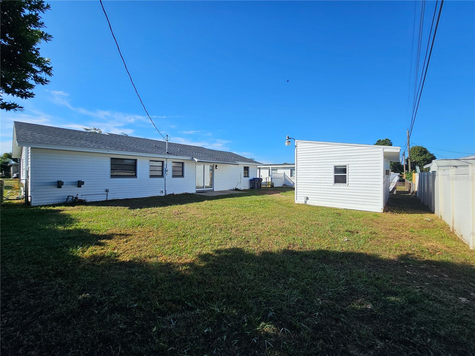 Image 42 of 55 For 1560 Bahama Street