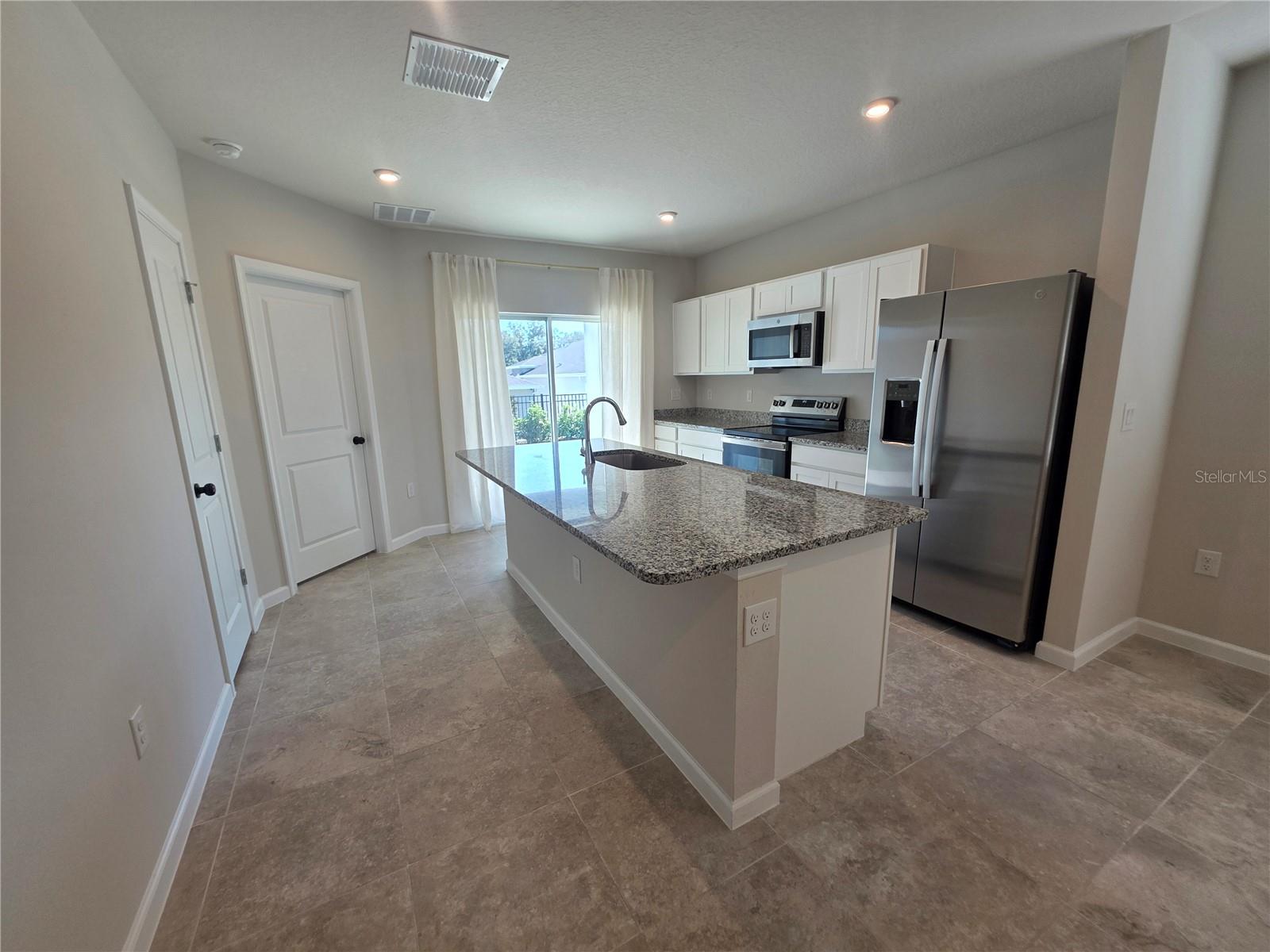 Image 12 of 45 For 1210 Port Blue Way