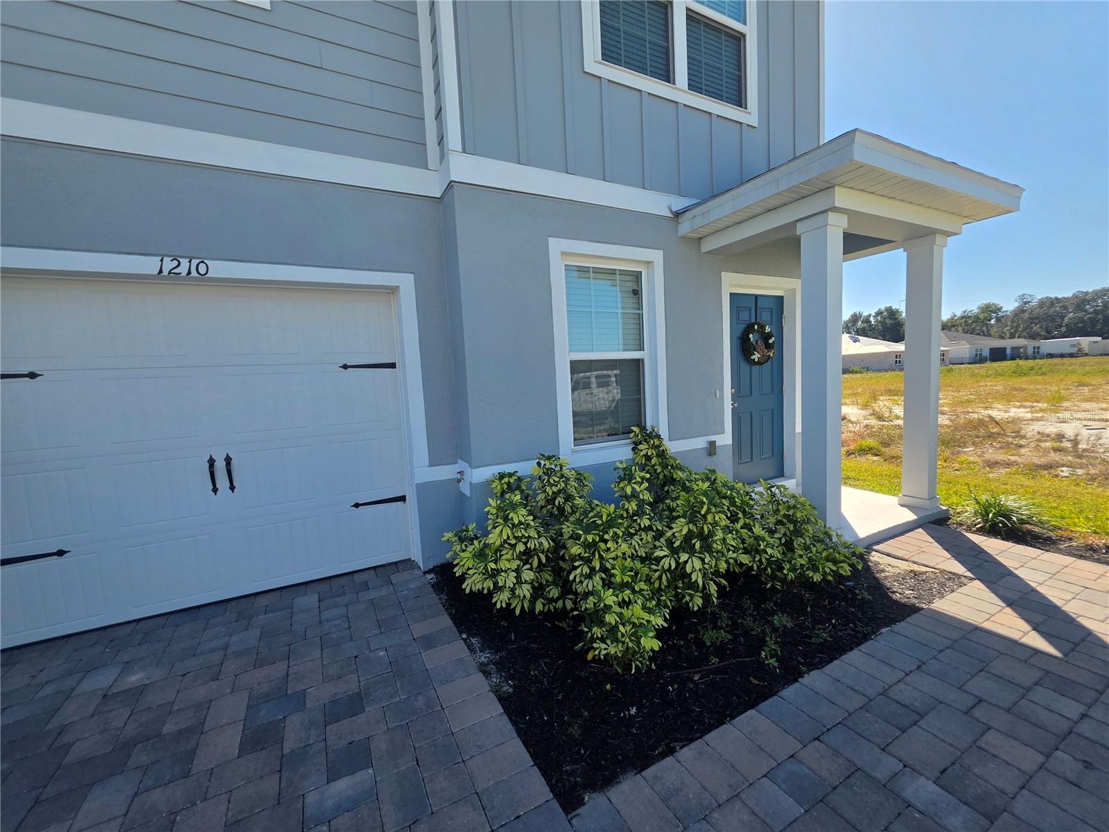 Image 2 of 45 For 1210 Port Blue Way