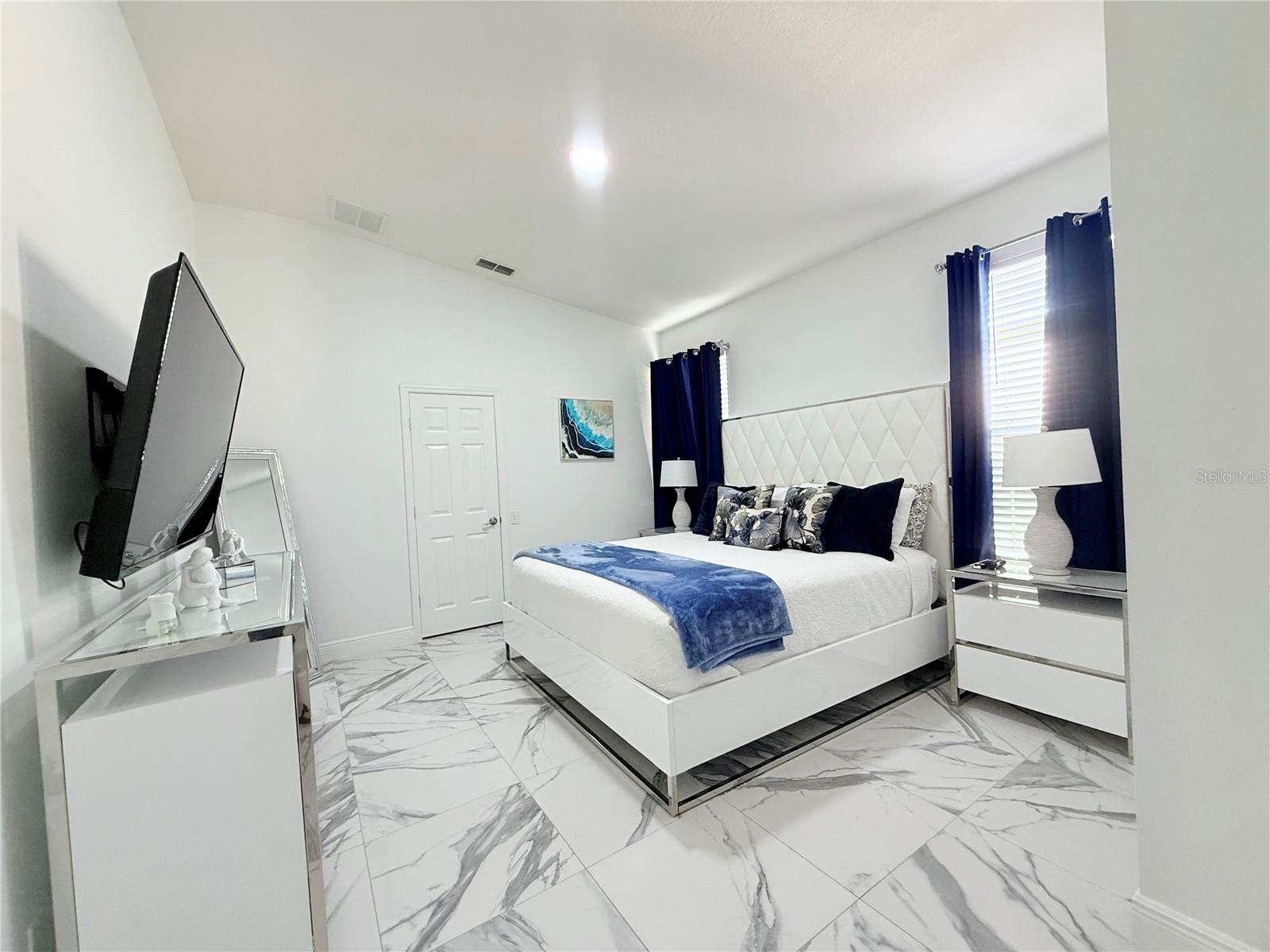 Image 30 of 44 For 8144 Sun Palm Drive