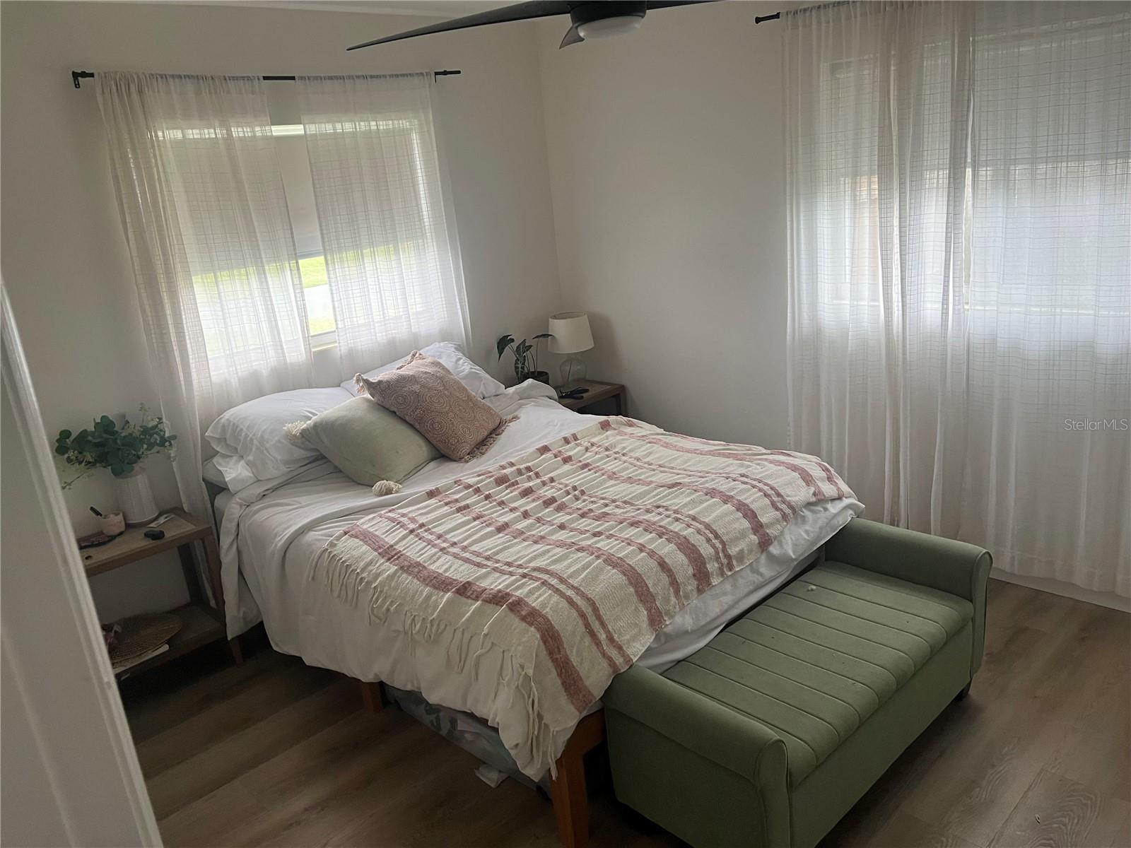 Image 8 of 15 For 12120 Croft Drive