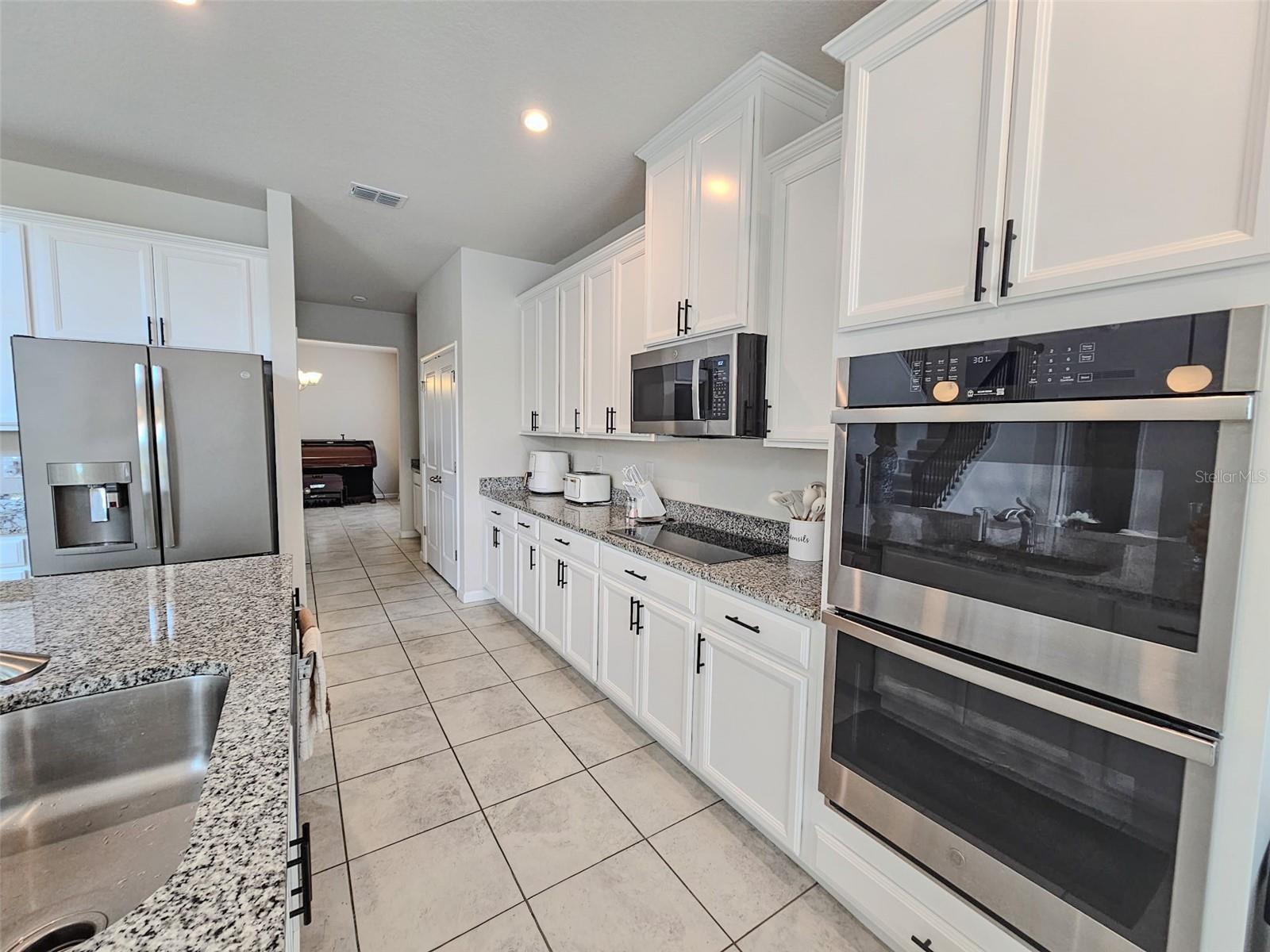 Image 15 of 54 For 13106 Orange Isle Drive