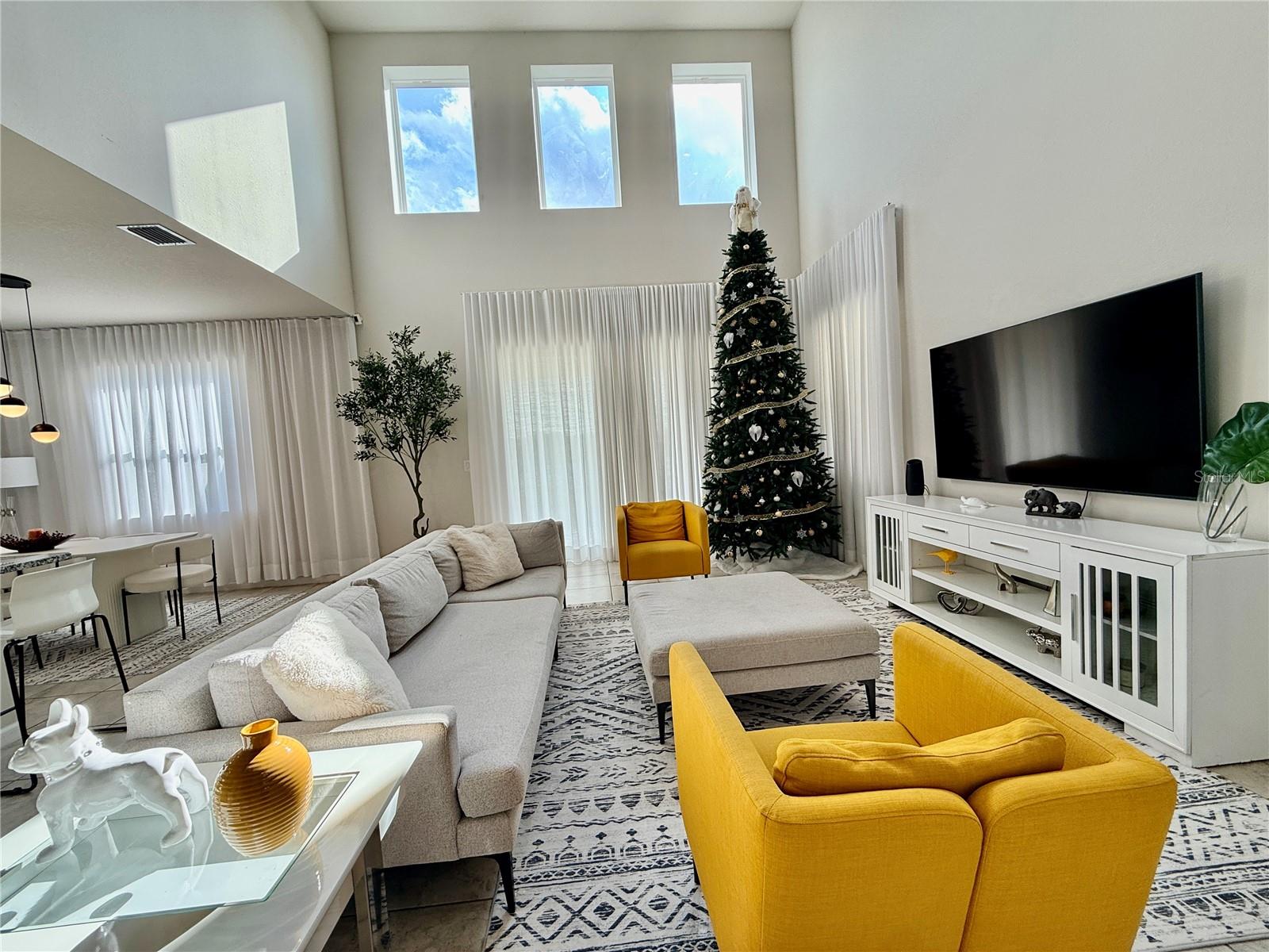 Image 19 of 54 For 13106 Orange Isle Drive