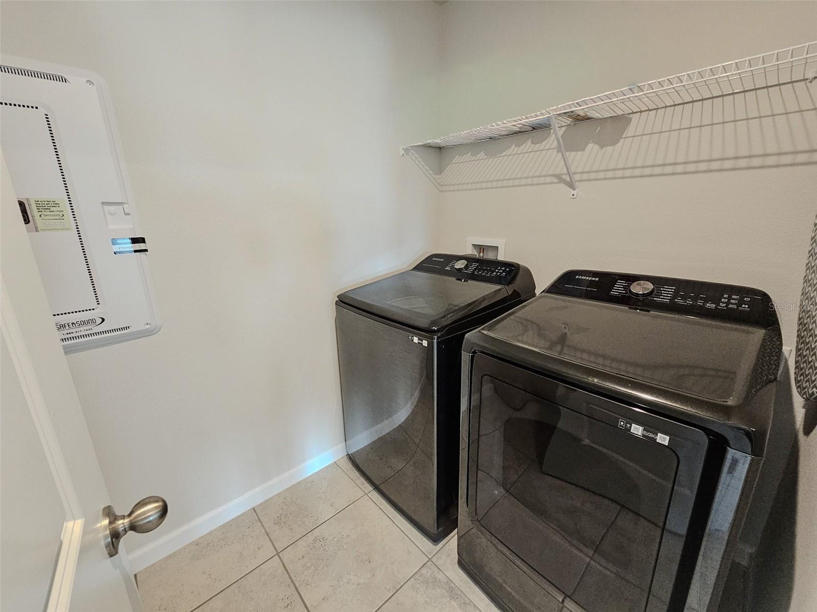 Image 22 of 54 For 13106 Orange Isle Drive