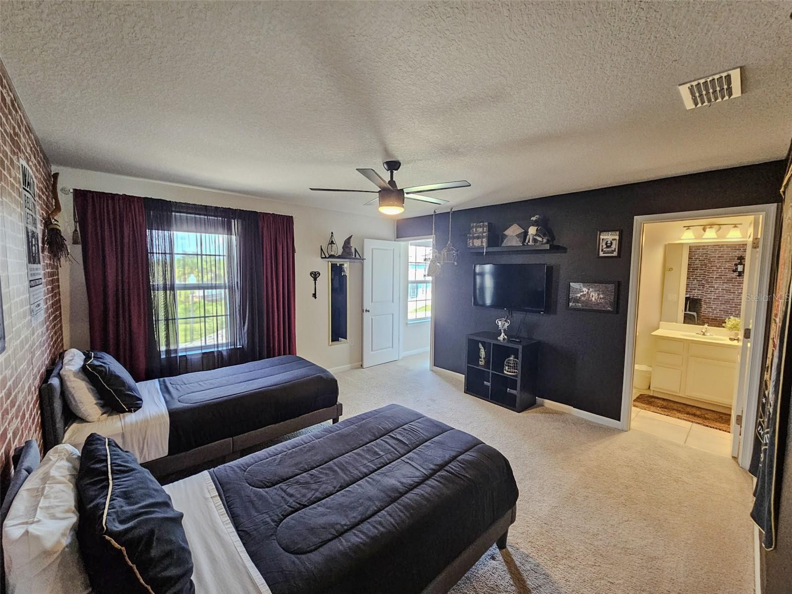 Image 24 of 54 For 13106 Orange Isle Drive