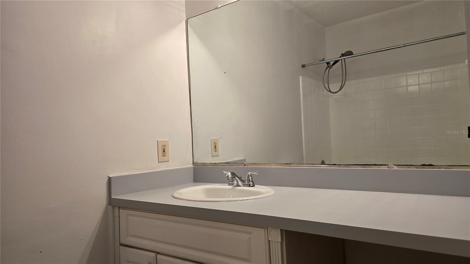 Image 19 of 42 For 1119 Edith Drive