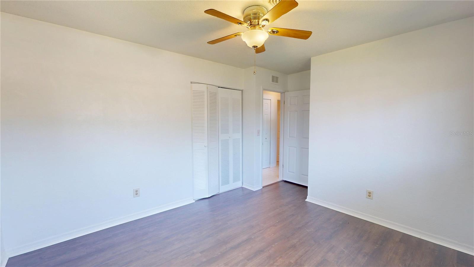 Image 23 of 42 For 1119 Edith Drive