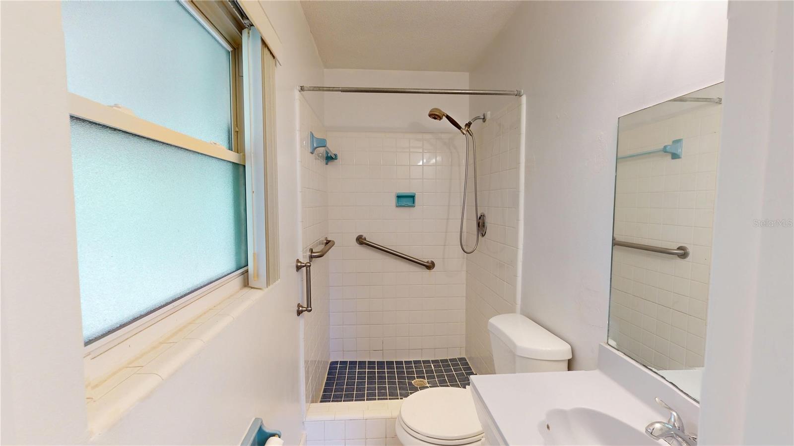 Image 28 of 42 For 1119 Edith Drive