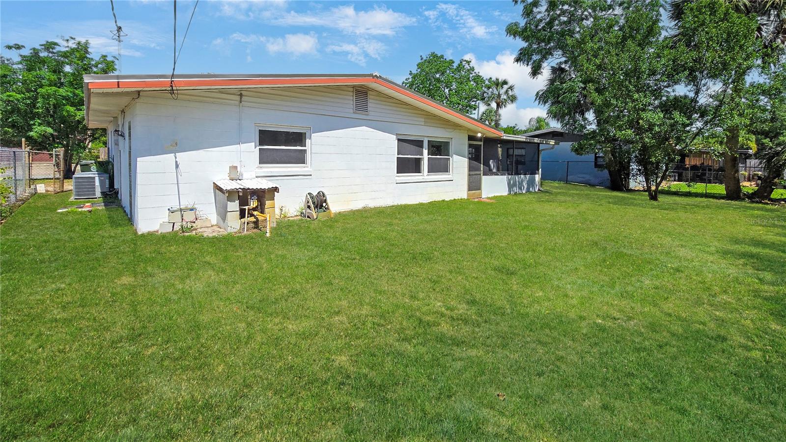 Image 35 of 42 For 1119 Edith Drive