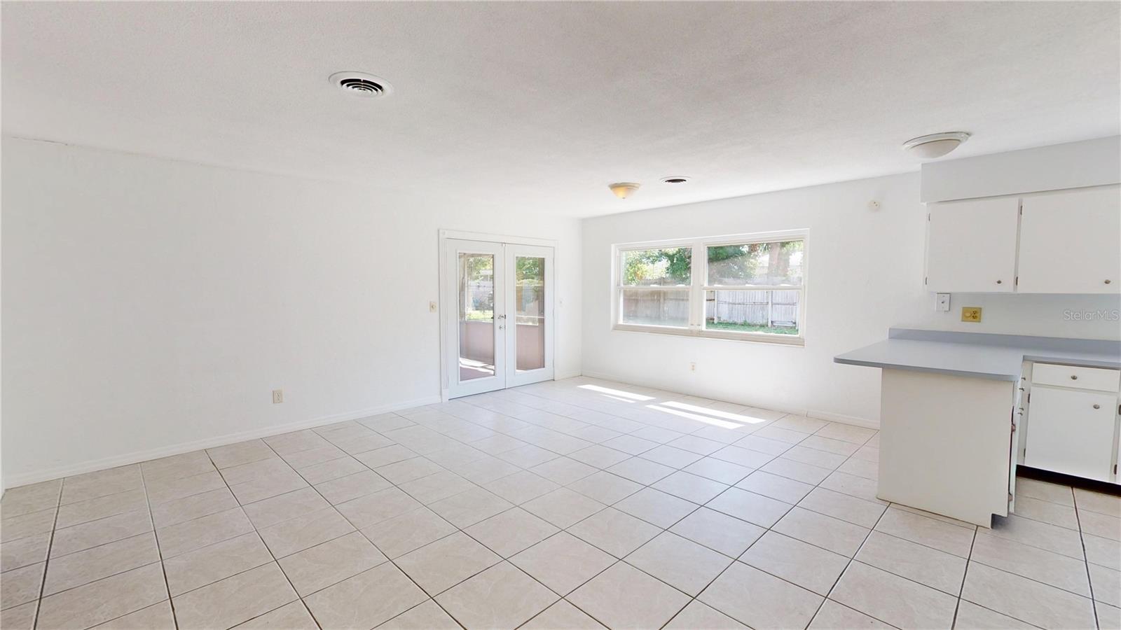 Image 9 of 42 For 1119 Edith Drive