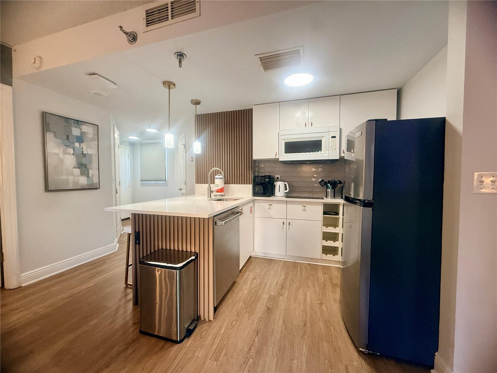 Image 7 of 20 For 6165 Carrier Drive 3101