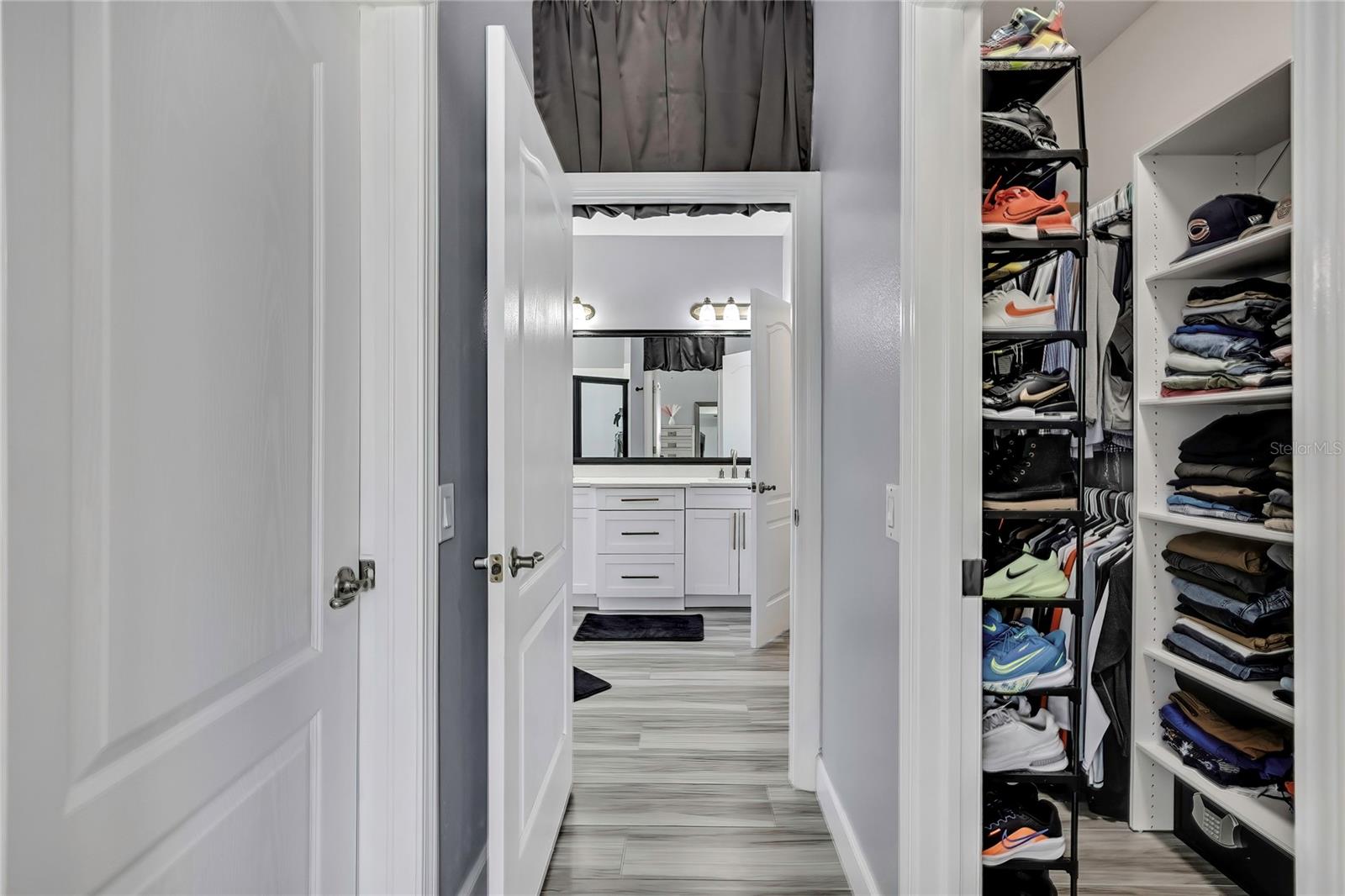 Image 31 of 59 For 4213 Canongate Court