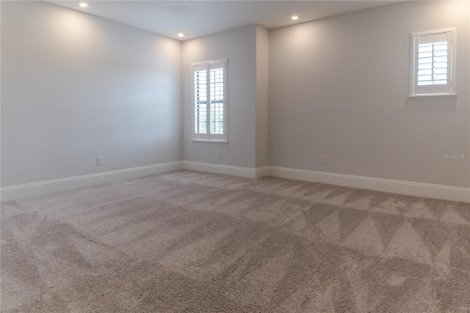 Image 31 of 69 For 13125 Casabella Drive