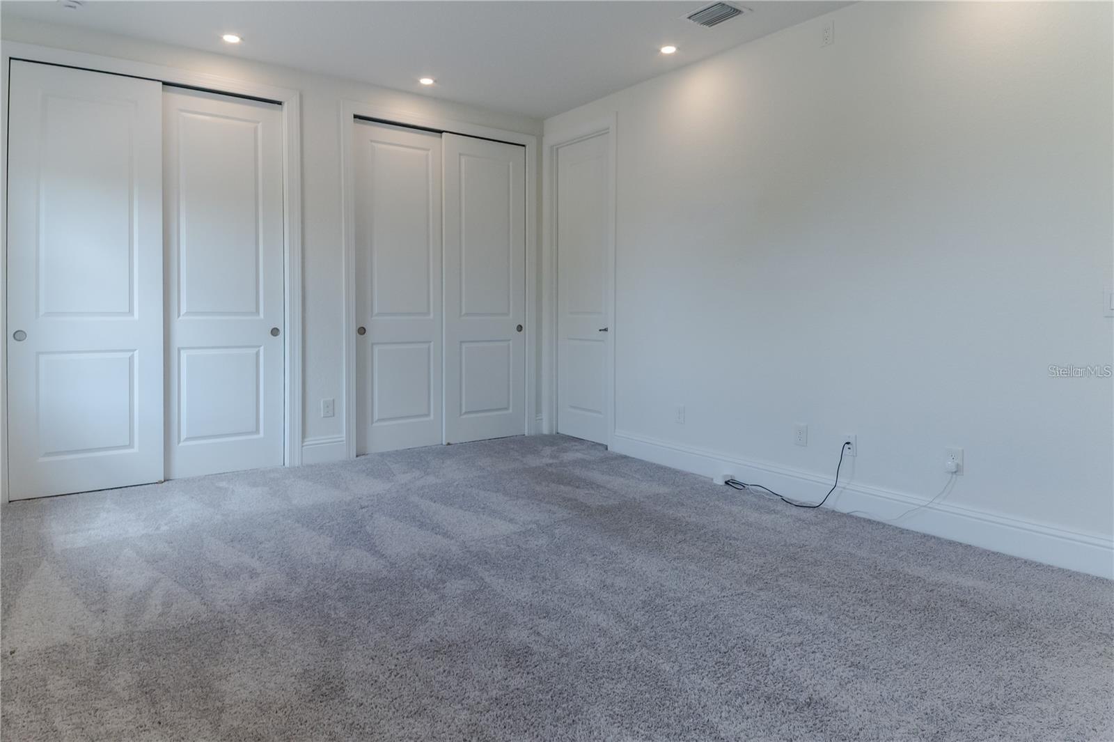 Image 39 of 69 For 13125 Casabella Drive