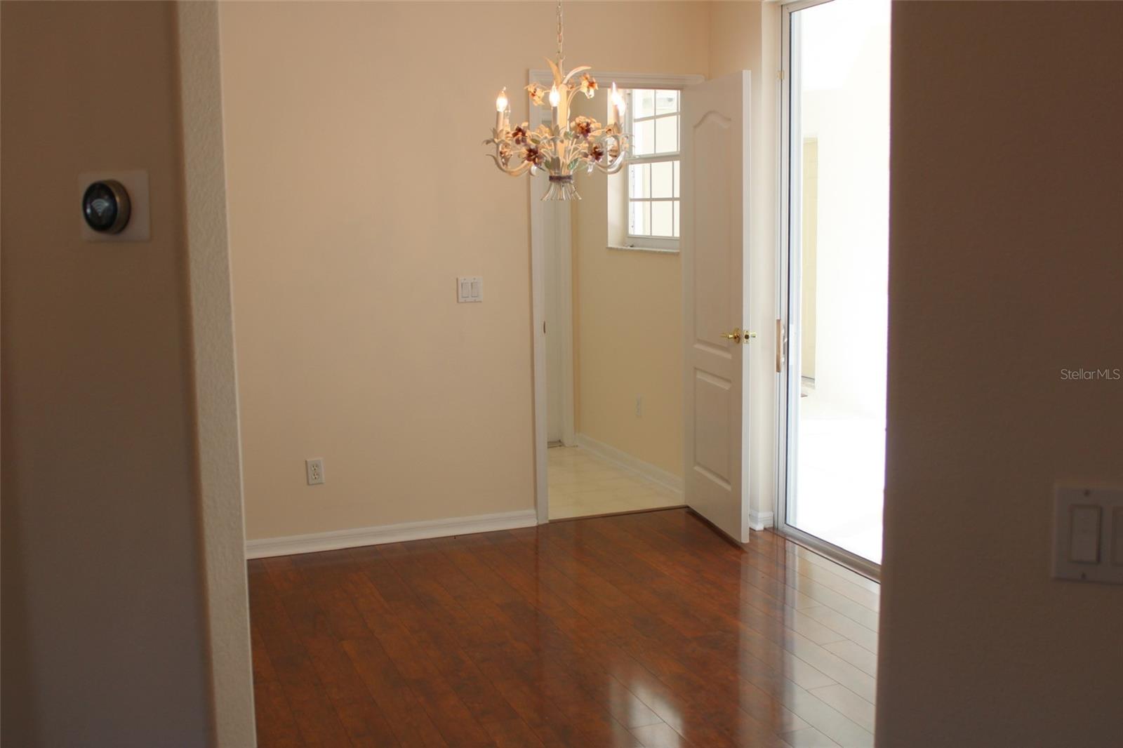 Image 9 of 47 For 4202 Kingsley Street